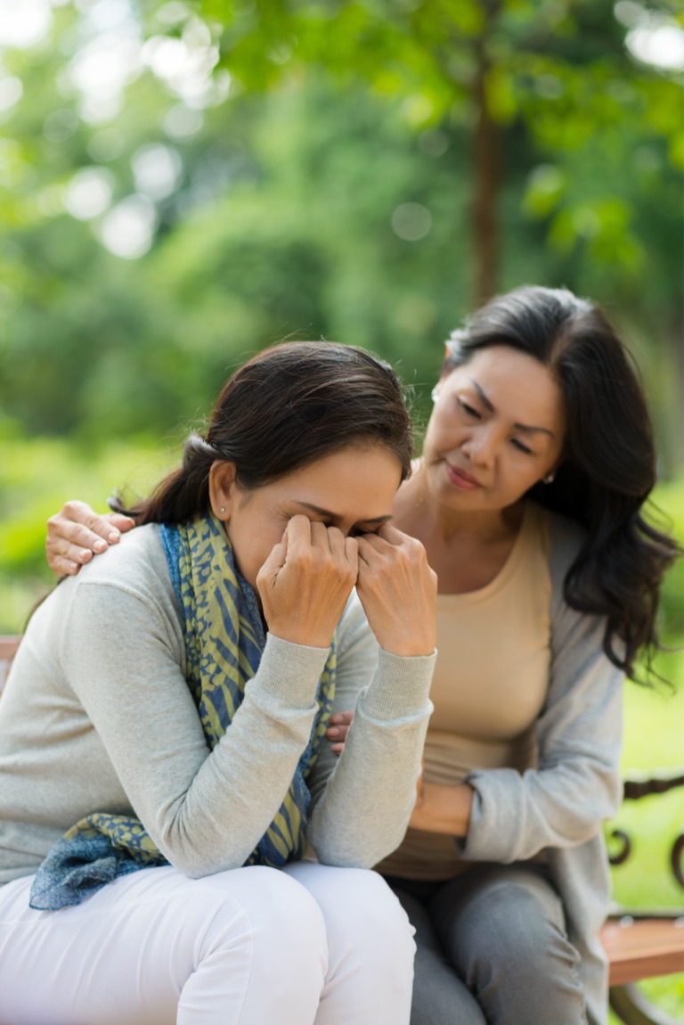 A supportive grief and loss group circle at ZipHealthy in Bentonville